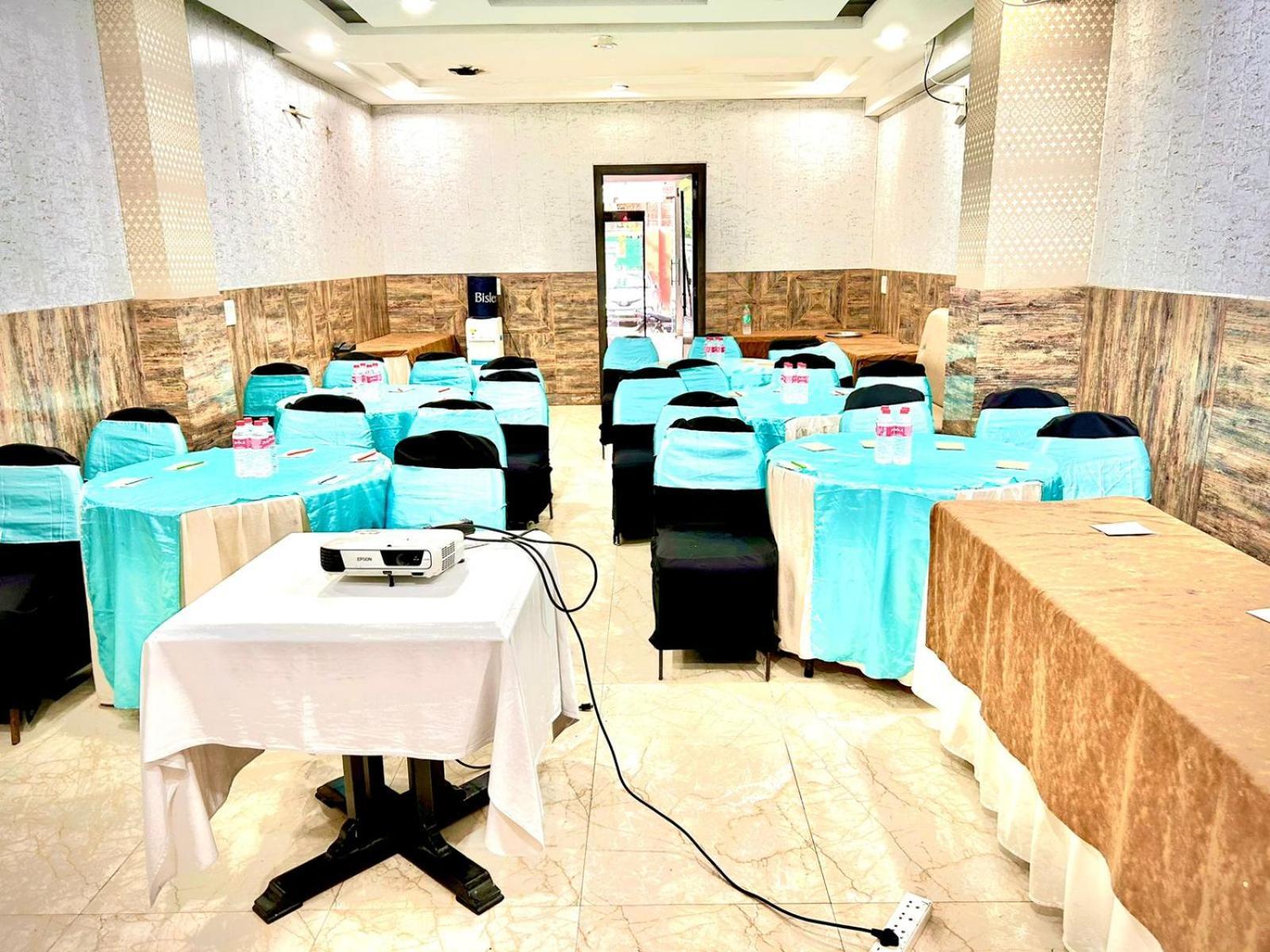The Tomar Hospitality 호텔 뉴델리 외부 사진
